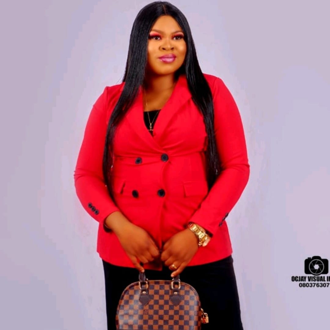 CoachNjideka's tweet image. 400k made in 7days🔥🔥🔥 even with the stress from Mark and his agents😩, God is still showing me mercy, we must keep pushing and we will overcome. re u still doubting urself? common, U can do even beta📌💃💃💃 tank you @digitstem tank you @CoachKingLeon for this opportunity🙏❤️