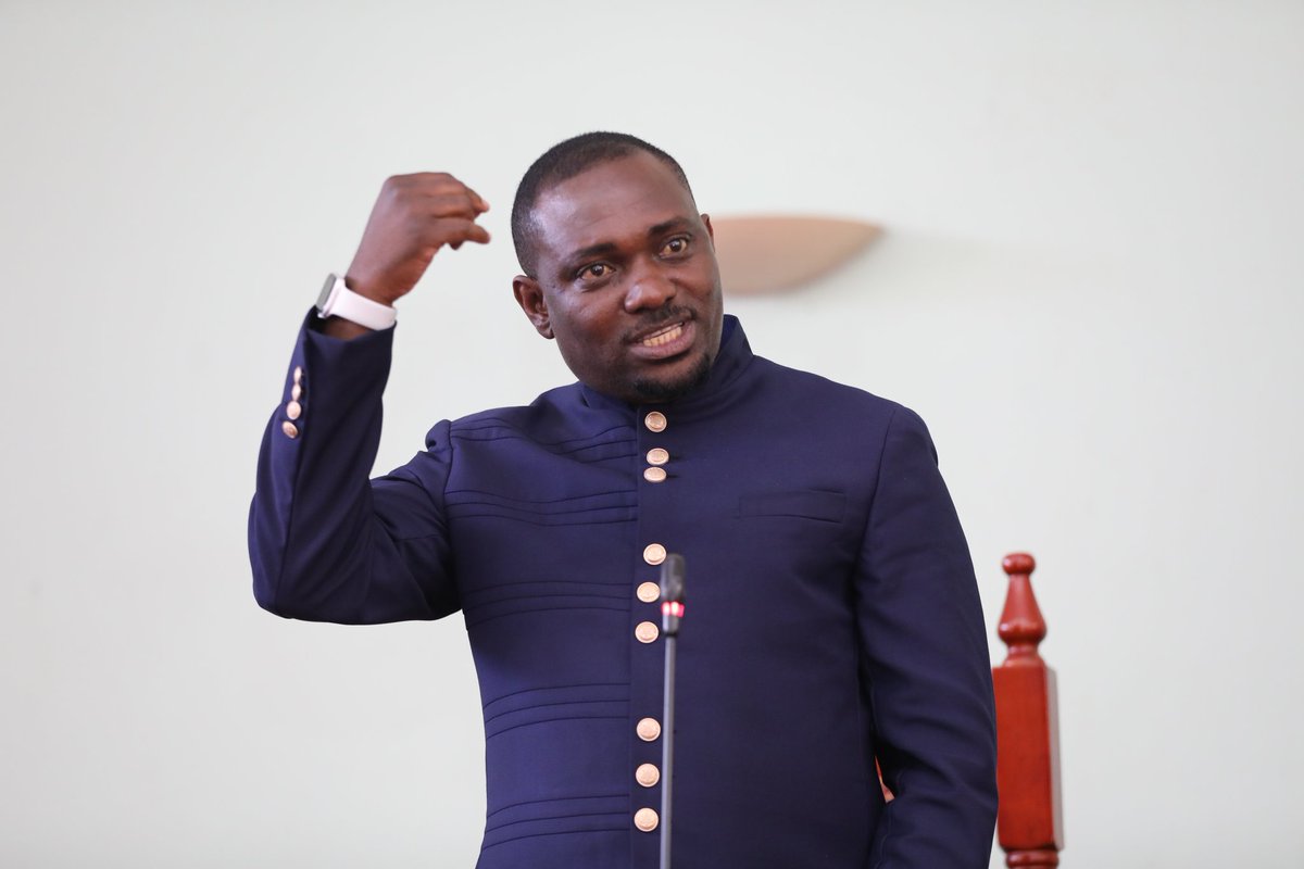 "Nawaomba viongozi wachaguliwa na watendaji wa Manispaa tuheshimu pesa ya Serikali.Wananchi Wana shida sana,wanataka maendeleo"-Dc Sixtus Mapunda