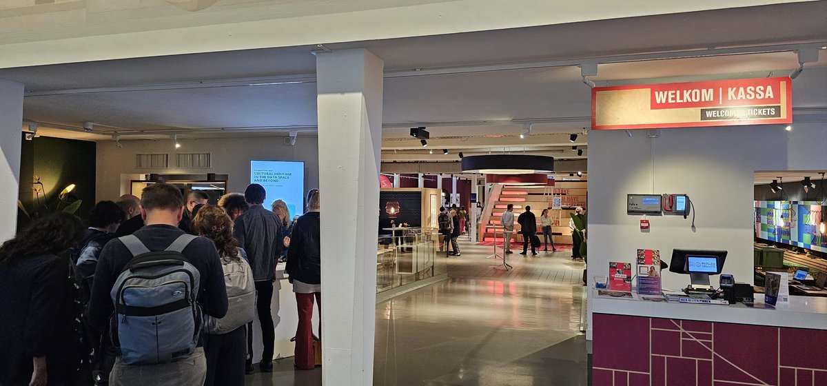 Starting day 2 at <a href="/Europeanaeu/">Europeana</a> conference #EuropeanaTech2023 in @BeeldenGeluid