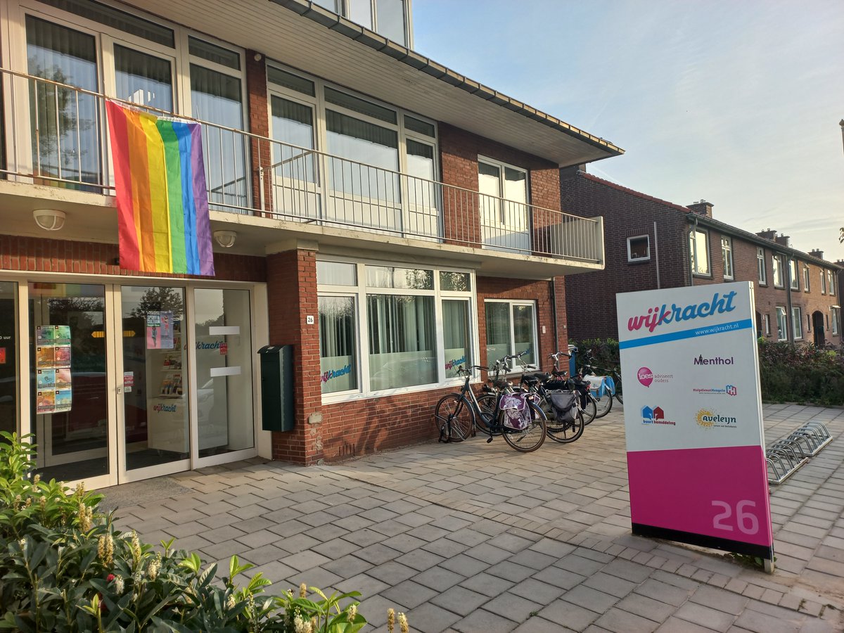 Vandaag is het Coming Out Day, een dag om te vieren dat iedereen zichzelf mag zijn en dat mag laten zien. 
🌈 #ComingOutDay #Iedereendoetmee