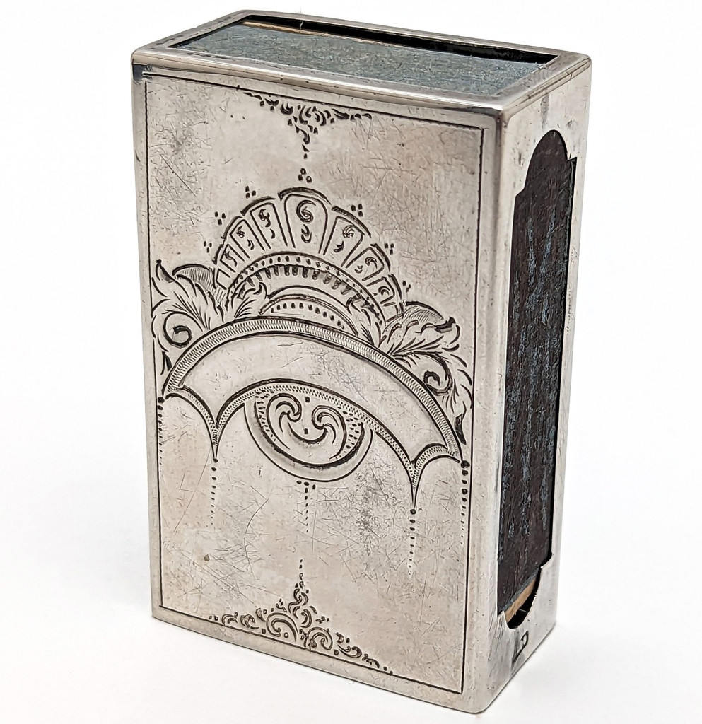 BeestonAuctions's tweet photo. Lot 1168: Vintage Art Nouveau style Dutch silver match box holder. Available tomorrow in our Jewellery, Silver, Antiques & Collectables auction.
View Catalogue & Leave Bids at https://t.co/T3AudJVGy6
#artnouveau #vintage #silver #dutchsilver #silverforsale #antiques #auction https://t.co/qYt0VepaQE