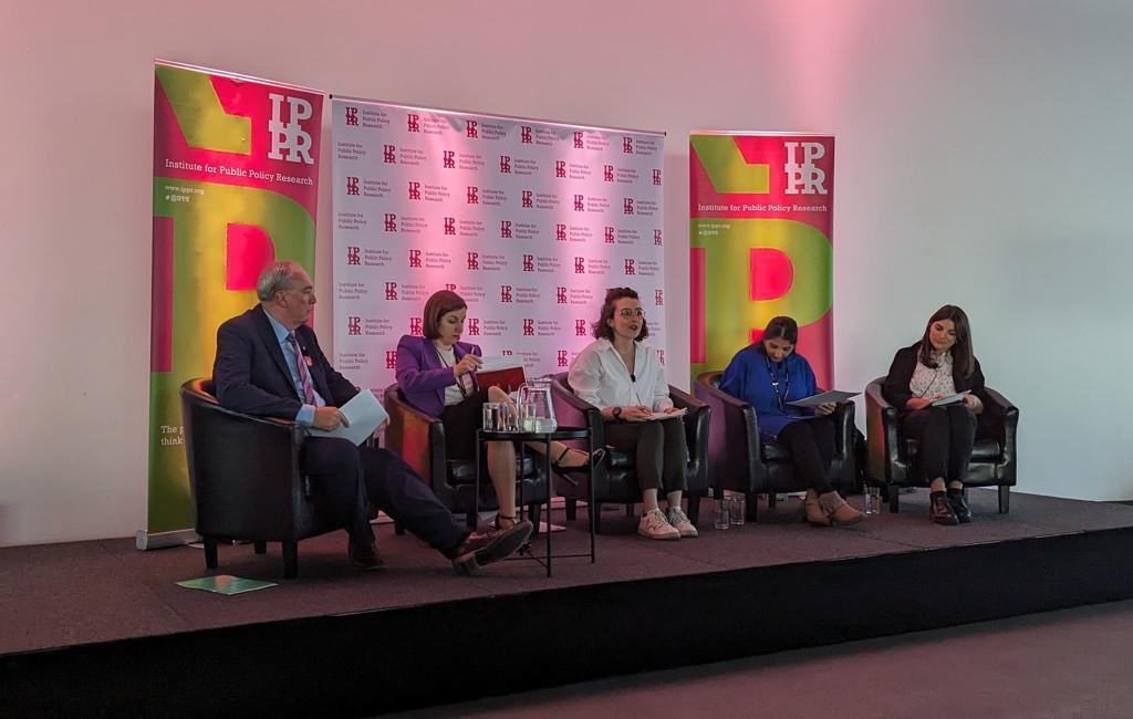 rachelstatham_'s tweet photo. I took a break from maternity leave to talk childcare at #LabConf23 yesterday — this time with my own baby in tow! 👶🏼

Childcare has a key role to play across labour’s missions - giving every child the best start to their education, &amp; opening up the economy for their parents (1/) https://t.co/stJSwzaROk