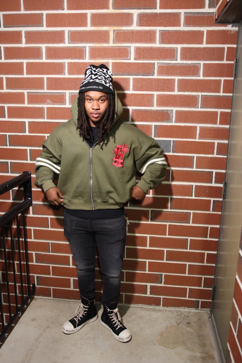 galleryofdev's tweet image. Another late night