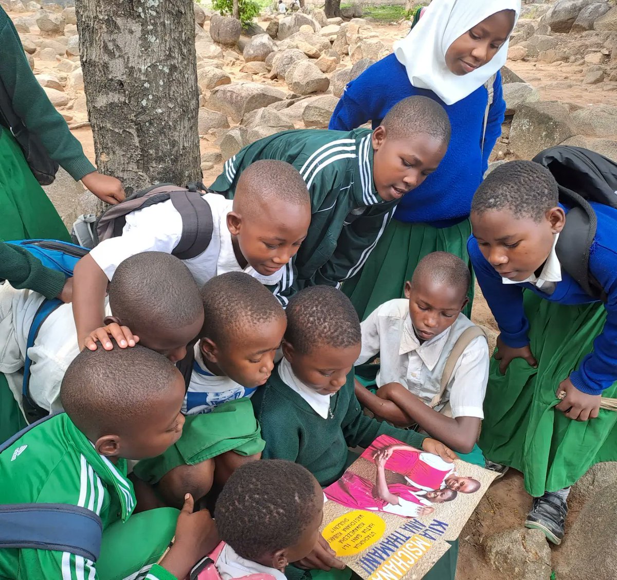 FadhiliTeens's tweet photo. Today is #IDG2023 on this day, we recognize the power of investing in Girls Rights in order to create a more equitable future for All.
"Invest in Girl's Rights: Our Leadership, Our Well being"
@UNICEFTanzania
@GPforEducation
@FCSTZ
#IDG2023 #GirlChildEducation #EqualityForGirls https://t.co/gG1doQG764