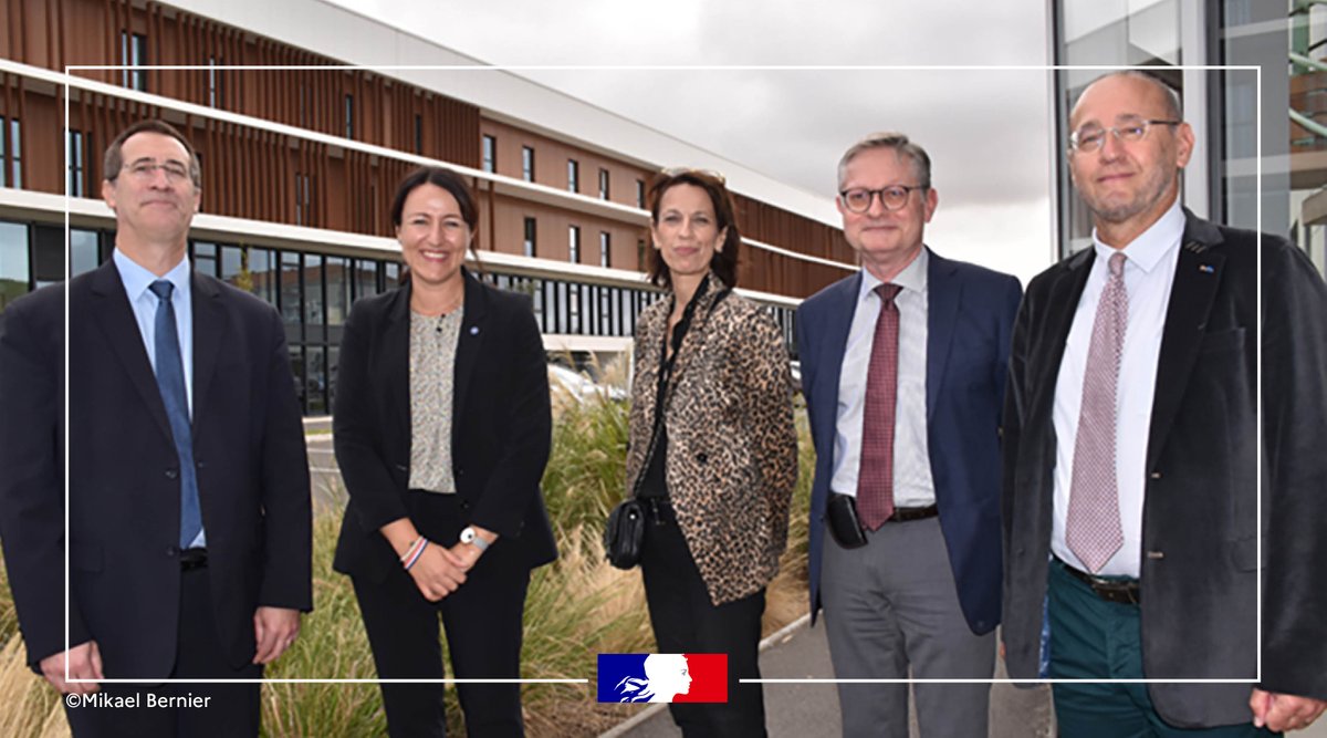 DRHmindef's tweet image. [ SOCIAL ]
#SPRP #ASA / 👥 Rencontre
🙌 Nous remercions Claire Jean, conseillère "social" auprès de @SebLecornu, pour sa visite aux personnels #SPRP &amp;amp; #ASA.
🤝 La #DRHMD s'engage à améliorer le quotidien des militaires &amp;amp;civils. Votre soutien envers nos actions est dc inestimable!