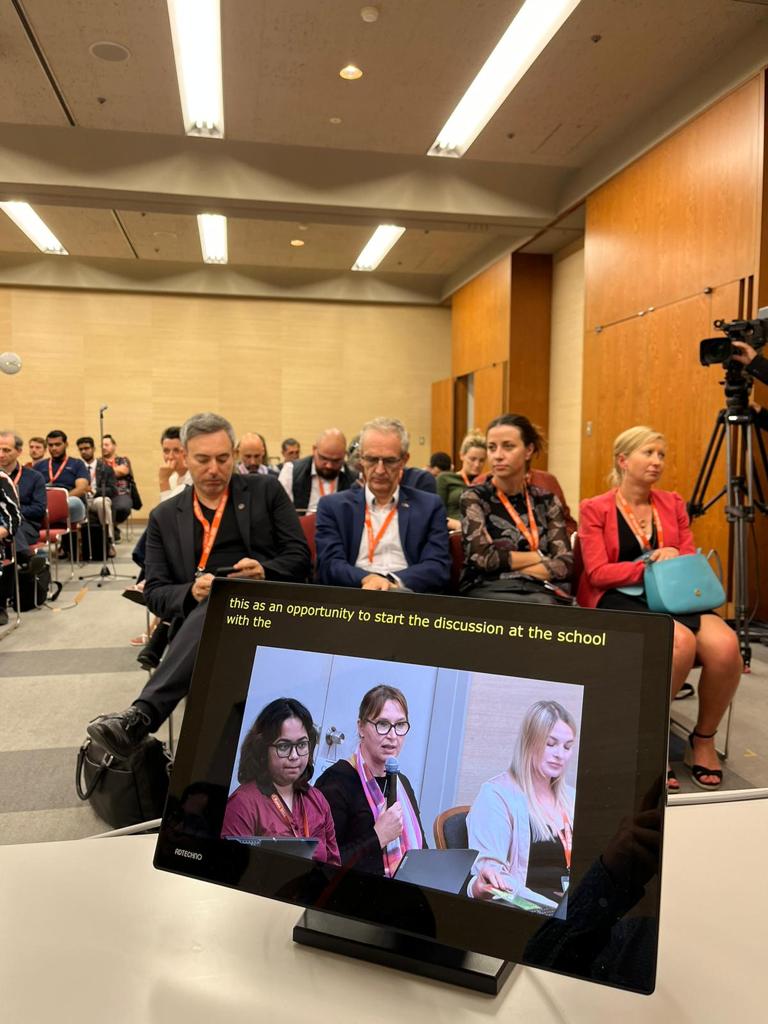 Regina Fuchsová (@reginafuchsova) on Twitter photo Thank you for the opportunity to speak today at the panel with <a href="/Europarl_EN/">European Parliament</a> delegation to #IGF2023 in Japan & <a href="/YouthIGF/">Youth IGF</a>. My pleasure to meet <a href="/IvanStefanec/">Ivan Stefanec MEP</a> and discuss our outreach initiatives targetting the youth. <a href="/EUregistry/">EURid</a> Thank you for the opportunity to speak today at the panel with <a href="/Europarl_EN/">European Parliament</a> delegation to #IGF2023 in Japan & <a href="/YouthIGF/">Youth IGF</a>. My pleasure to meet <a href="/IvanStefanec/">Ivan Stefanec MEP</a> and discuss our outreach initiatives targetting the youth. <a href="/EUregistry/">EURid</a>