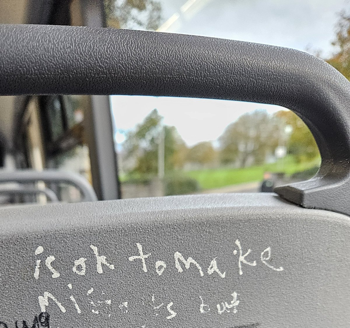 moonshinor tweet media