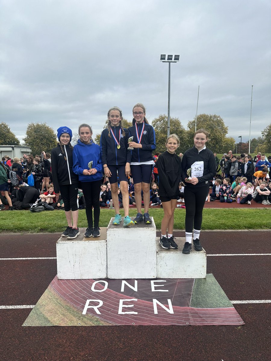 🌟Road Race Team Results🌟

P7 Boys
🥇 Dargavel 
🥈 Houston
🥉 Bridge of Weir

P7 Girls
🥇 Houston
🥈 Lochwinnoch
🥉 Ralston

<a href="/DargavelPrimary/">Dargavel Primary School</a> <a href="/HoustonPrimary/">Houston Primary School</a> <a href="/bowprimary/">Bridge of Weir Primary School</a> <a href="/LPSandELCC/">Lochwinnoch Primary School and ELCC</a> @Ralston001 <a href="/sportscotland/">sportscotland</a> <a href="/scotathletics/">scottishathletics</a> <a href="/kilbarchanaac/">Kilbarchan AAC</a>