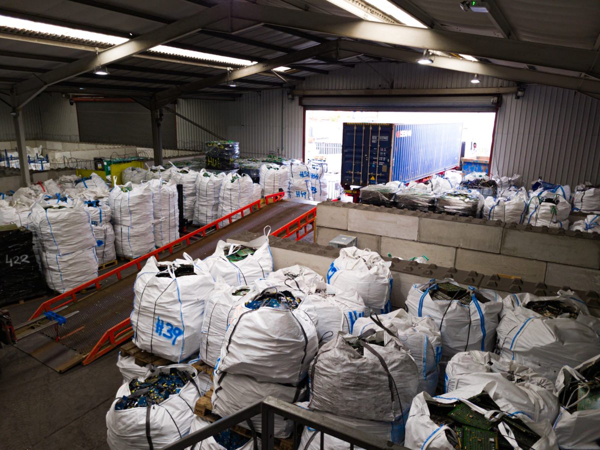 We're halfway through the week and our warehouse is filling up with plenty of E-Waste and scrap catalytic converters!

We pay top money for your waste!

Contact our sales team today!

📨 slide in our DM's
💻 info@sar-metals.com

♻️SAR Metals♻️