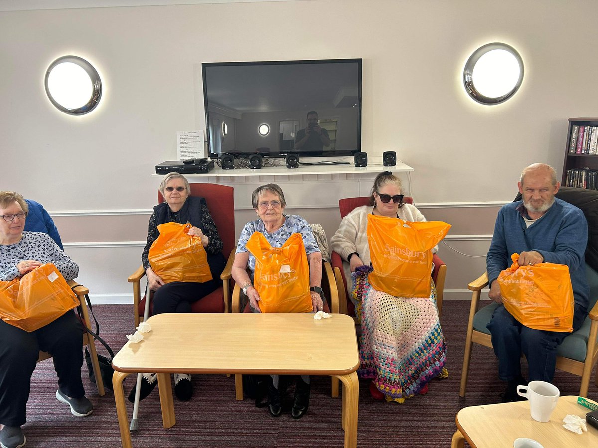 Last week was #ChallengePovertyWeek

We know the importance of food in bringing people together, &amp; the impact of food poverty. Last week, we delivered food parcels to our Friday Neighbourhood Group &amp; our Weekend Resource.  

Thank you to Sainsbury’s for the donation of 500 bags