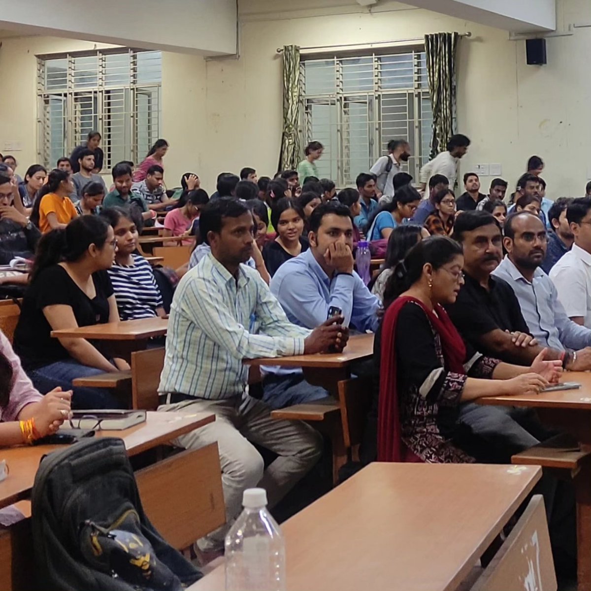 Engaging 2-day workshop organised at Institute of Science, Banaras Hindu University. Sensitised students to the significance of science communication & writing. Glad to come across bright students with interesting insights. @CSIR_NIScPR @VCofficeBHU @studentsIScBHU @bhupro