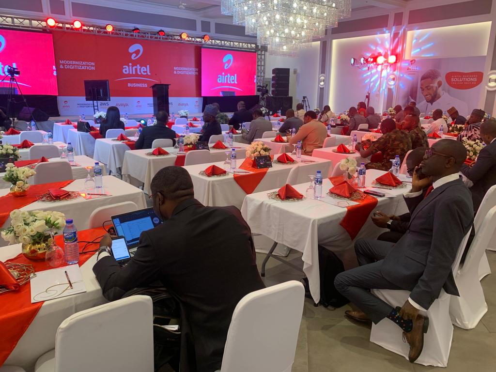 miss2cents tweet media