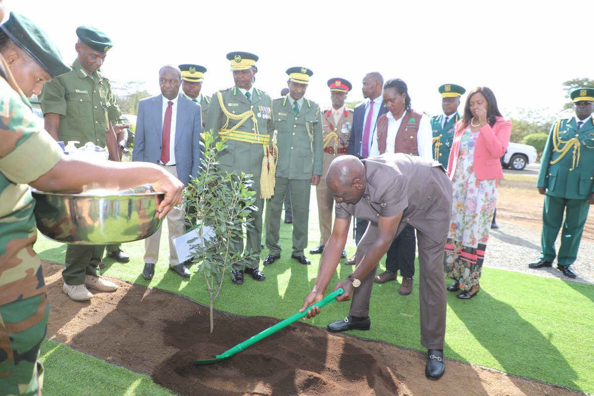 GreenArmyKE's tweet photo. President @WilliamsRuto together with Cabinet Secretary @Environment_Ke   Soipan Tuya planting trees at NYS Gilgil ahead of the  passing out parade of Kenya Forest Service Rangers.
#JazaMiti 
#15BillionTrees https://t.co/nuQe3m8Fw0
