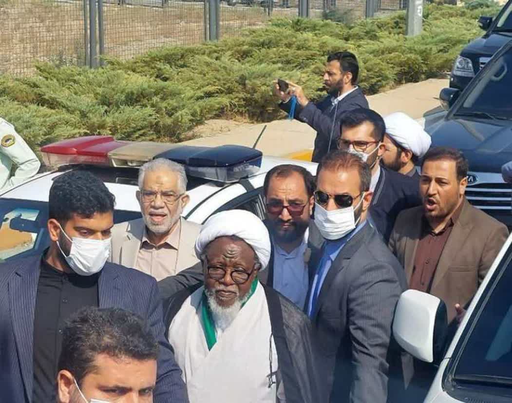 خوش اومدی....
امام شیعیان #نیجریه، #شیخ_زکزاکی وارد ایران شد...