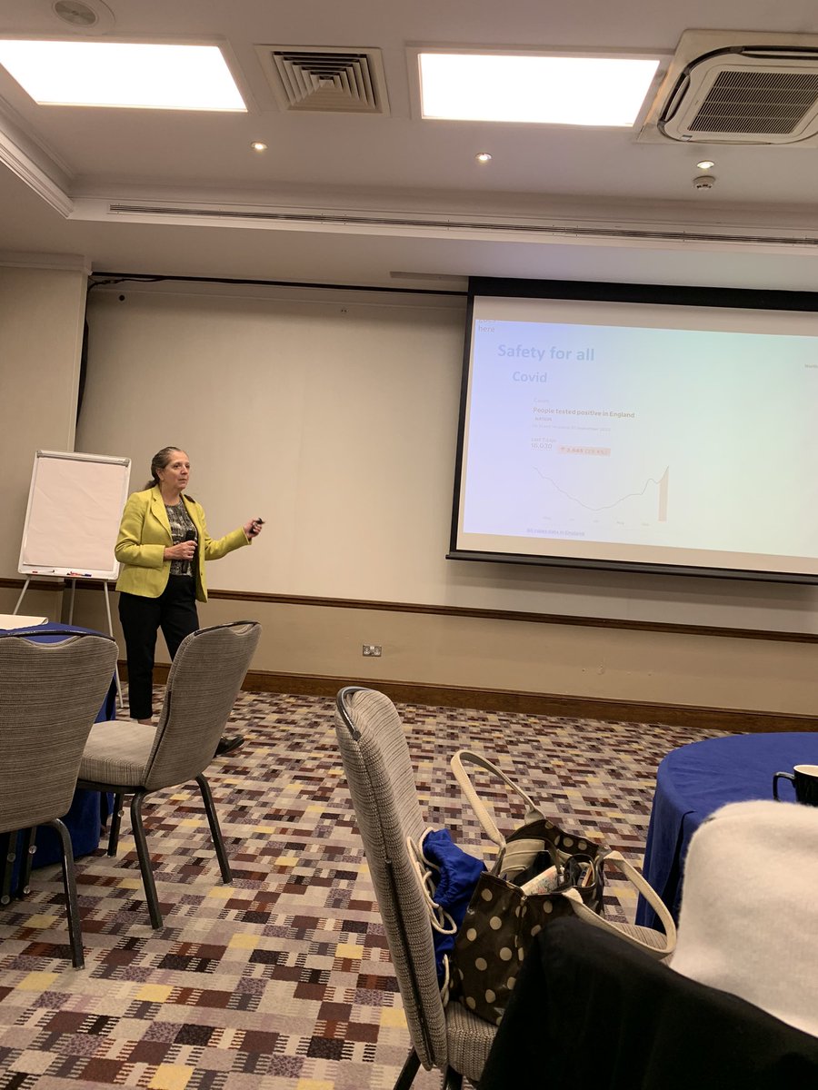 juicyleaves's tweet photo. @NHFTNHS #IPCConference Our DIPC @JulieShepNHFT opening the event with a Trust update https://t.co/owBW5o31rk