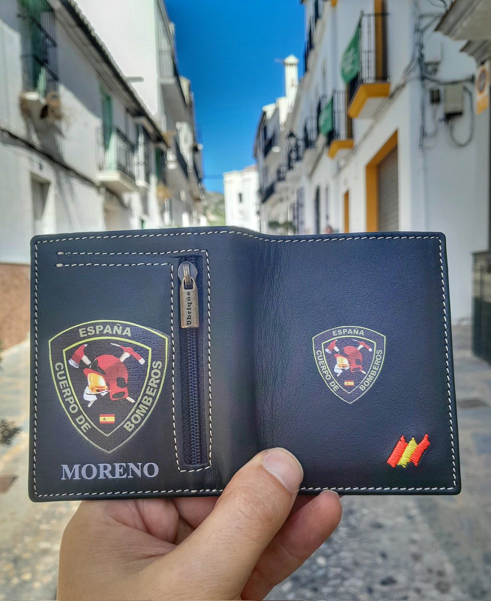 CARTERAS ,PORTAPLACAS , PARA POLICIAS , GC Y FAS tweet media