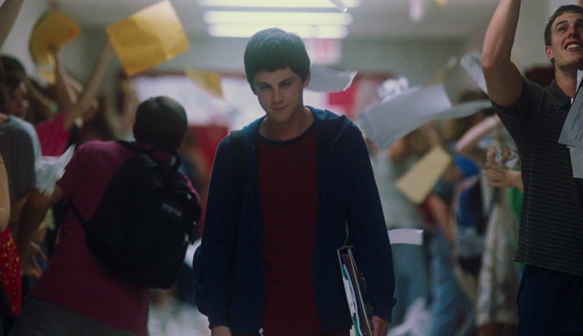 ECUfilmfestival's tweet photo. 📽️Happy Friday! 📽️

Today's recommendation: 'The Perks Of Being A Wallflower' (2012) directed by Stephen Chbosky

#film #movie #cinema #ThePerksOfBeingAWallflower #StephanChbosky #EmmaWatson #LoganLerman #EzraMiller #filmrec #filmtwitter #comingofage #teenagers #romanticdramafilm https://t.co/LV0VbMeAni