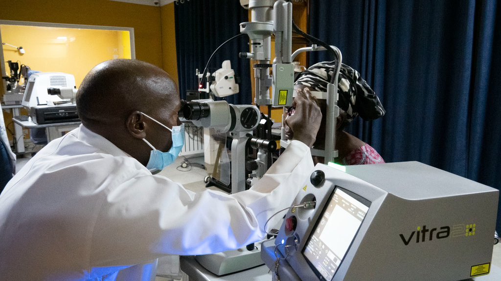 🌟 **Journée Mondiale de la Vue 2023** 🌟  
👁️ **Clinique de l'Œil Événement Spécial**

🤝 En collab avec <a href="/LionsClubBuja/">Lions Club Bujumbura Doyen</a> , offrant **Traitements Laser GRATUITS** pour patients diabétiques connus pour avoir une retinopathie diabétique.

🔹 **Pourquoi notre Laser PASCAL?**  
✔