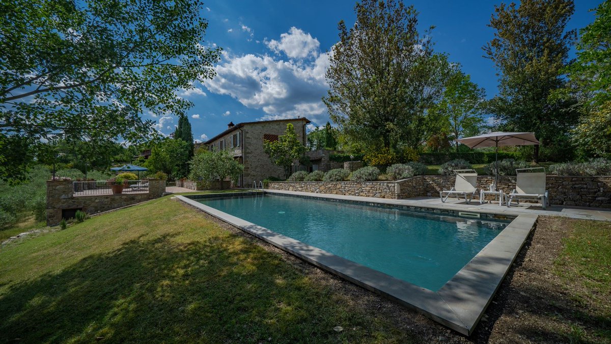 To Tuscany tweet media
