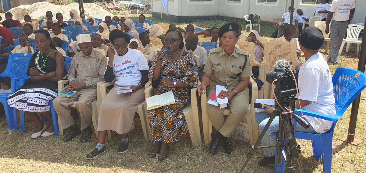 Anna Holmström tweet media