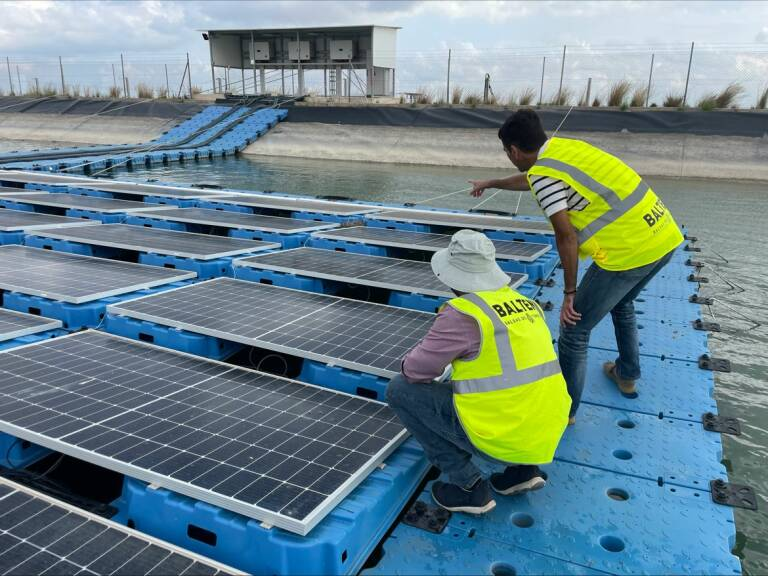 ANPIER_Asoc's tweet photo. Isigenere pone su sistema de planta solar flotante en Balsas de Tenerife
https://t.co/By6YyxkH8L
#fotovoltaica #TransiciónEcológica #TransiciónEnergética #energiasolarfotovoltaica https://t.co/MqIktvCFCs