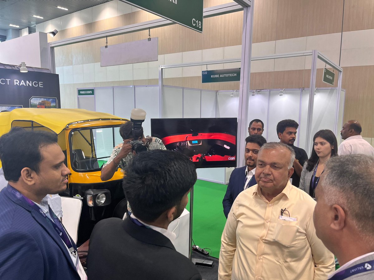 Proud to be part of the <a href="/indiaemobility/">India eMobility Show</a> Show, where we showcased OSM Stream City and RAGE+GO. 

The Transport Minister of Karnataka, Shri Ramalinga Reddy, graced our stall with his presence. 

#OneSmartMove #SilentRevolution #HarGharElectric