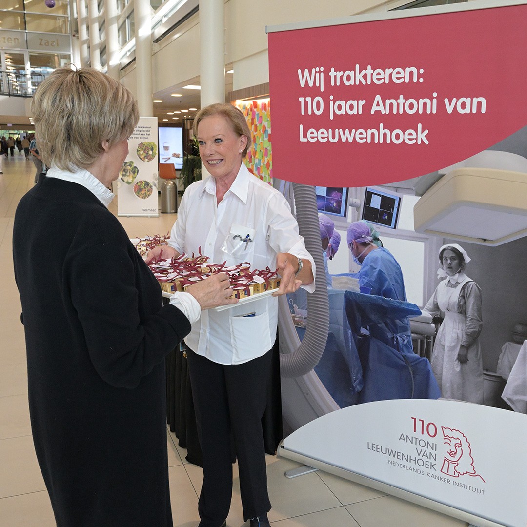 🎉 Celebrating 110 years of Netherlands Cancer Institute! 🎂 Since 1913, we've been combining cancer patient care with groundbreaking research. We mark this milestone with treats for our amazing employees and all our visitors and patients! #anniversary