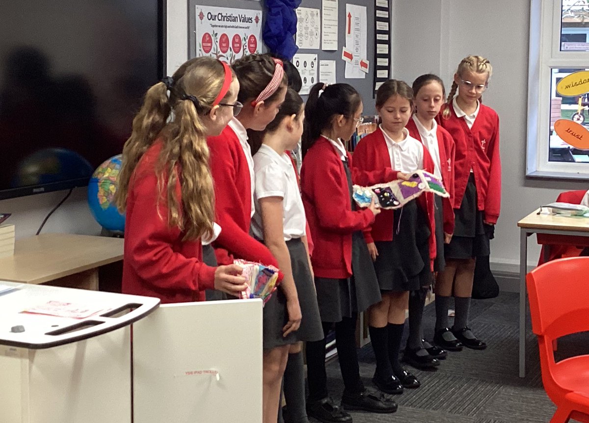 StPhilipsY5A's tweet photo. Yesterday, we created our Mayan quilt squares using running, back and blanket stitch. The designs were so intricate and their concentration was infectious! Some children went to explain the process to @StPhilipsY5C ahead of creating their own today @StPhilipCEAP #teamstphilips https://t.co/xR6Wf7UsAj