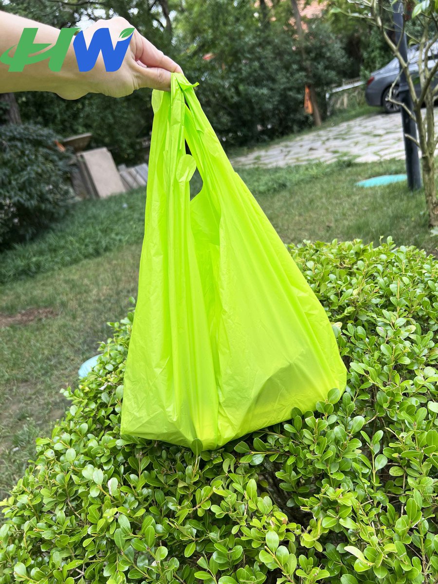 huaweinm6's tweet image. HuaWei Eco friendly, Biodegradable, Compostable- This HW bag contains 0% plastic!  &quot; I am not PLASTIC ”We really do mean that we are 100% biodegradable and compostable. 
#CompostableSolutions #PlasticFree #EnvironmentallyFriendly #ConsciousConsumption #RenewableResources