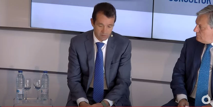 Infodefensa's tweet photo. @unicomplutense @IndraCompany @GDELS_Official @escribanoEMyE @MBDAGroup @enavarrogil A lo que Ángel Escribano, presidente de @escribanoEMyE, ha añadido que "no podemos volver a depender de terceros países o terceros en las cadenas de suministros, porque la industria de Defensa no se puede permitir el desabastecimiento"
#ForoDefensaLR ➡️https://t.co/jQA4xxHcHZ https://t.co/Be8AC2Yi1h