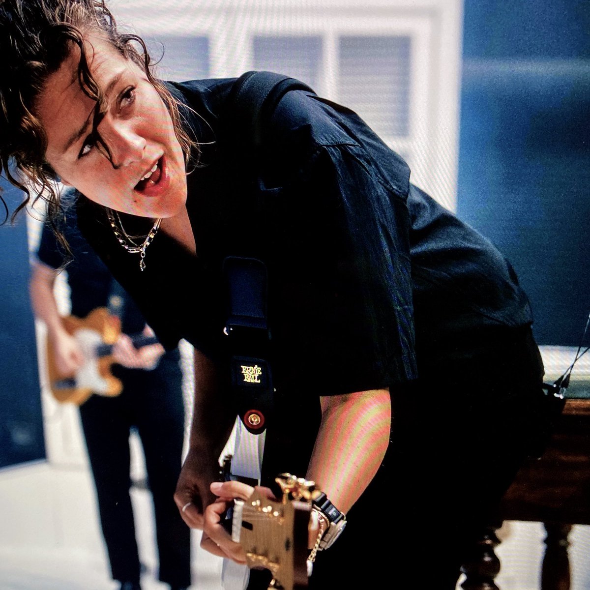 The 1975 tweet media