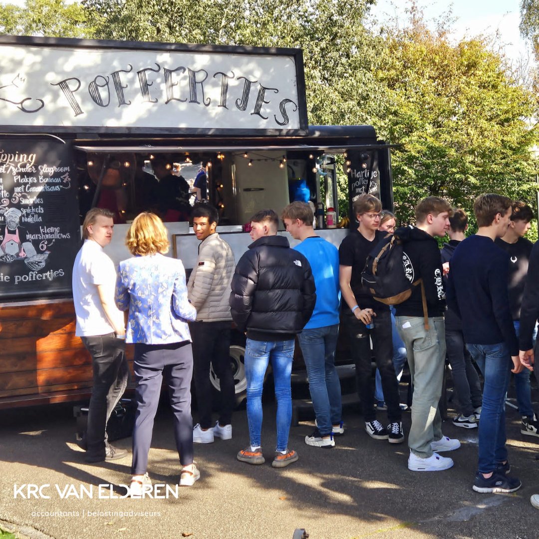 Gisteren was geweldig! We hebben in Zwolle 120 1e jaar Accountancy-studenten van Windesheim ontvangen in 3 shifts van 40 studenten. 

Meer weten over dit mooie kantoor? Kijk op lnkd.in/eu7AH8vt of bel Monique Weeda 06-86 85 41 78 of mail m.weeda@krcvanelderen.nl.