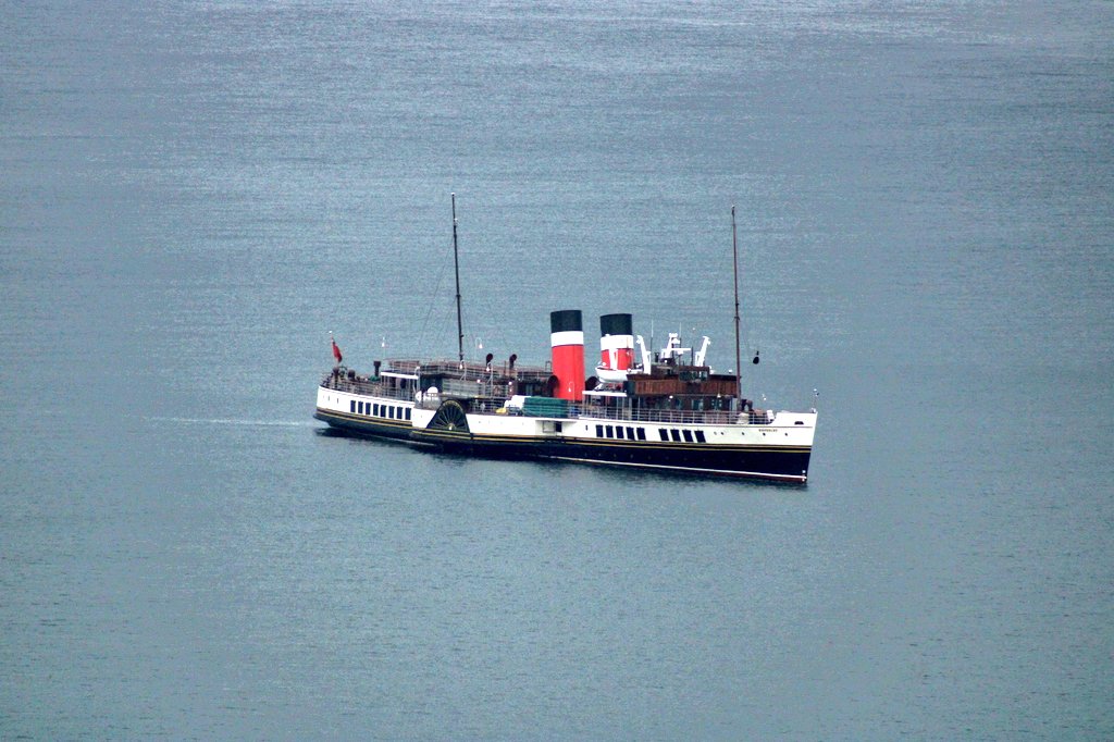 Today's  holiday post is not a train, or beer but something different....🤔 'Waverley'  the world's last ocean going paddle steamer. Seen here anchored in Carbis Bay overnight before continuing its journey up to the Clyde...
#Waverley #CarbisBay #Kernow