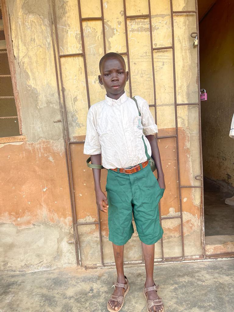 Adamthallith's tweet photo. Guys, I need your help for this boy. Yesterday when I sent my friend (the guy in this picture) to Banni community secondary school to pay for 100 students, his attention was called to this boy. He lost his mom when he was an infant and his father doesn’t have money to sponsor his education but God blessed this boy with a stepmother willing to do, as the step mom sponsored his primary education to the level he is today, now the stepmom is also not capable again now. As he is, he’s owing school fees of last session which is 3 terms and also haven’t pay for this new term too. I’ve taken this as responsibility upon my self to pay for all the school fees he’s owing and pay in advance too by paying for this session throughout. But now he’s in need of learning material, from school bags to school sandals, books and pen which we estimate to cost 20k. Please if you can be of help by donating any amount out of this 20k, I will be willing to send acct number to you, I don’t want to post the acct number so it won’t exceed the amount needed, so please kindly DM the acct details. Thank you and God bless you.