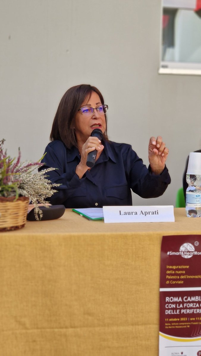È nelle periferie che nascono le nuove idee- <a href="/lauraaprati/">@lauraaprati</a> <a href="/RaiNews/">RaiNews</a> #corviale #SmartHeartRome <a href="/Roma/">Roma</a> <a href="/CampusBioMedico/">UCBM</a> <a href="/unitorvergata/">Università di Roma Tor Vergata</a>