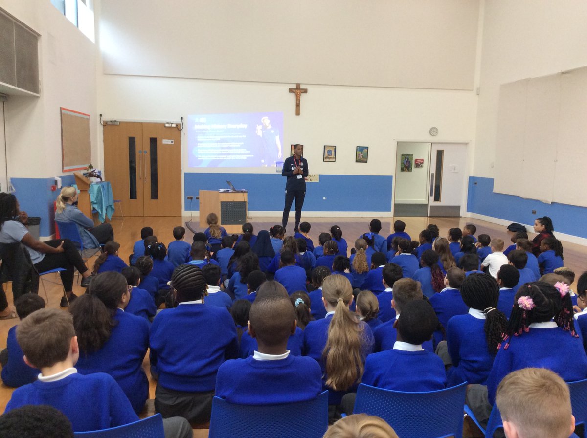 StMarys_SW8's tweet photo. Thank you to Tyrone from @ChelseaFC @CFCFoundation speaking to Years 3-6 for Black History Month assembly. We are excited to participate in the making history everyday campaign #History #makinghistoryeveryday #blackhistorymonth https://t.co/1CaCL9DpM2