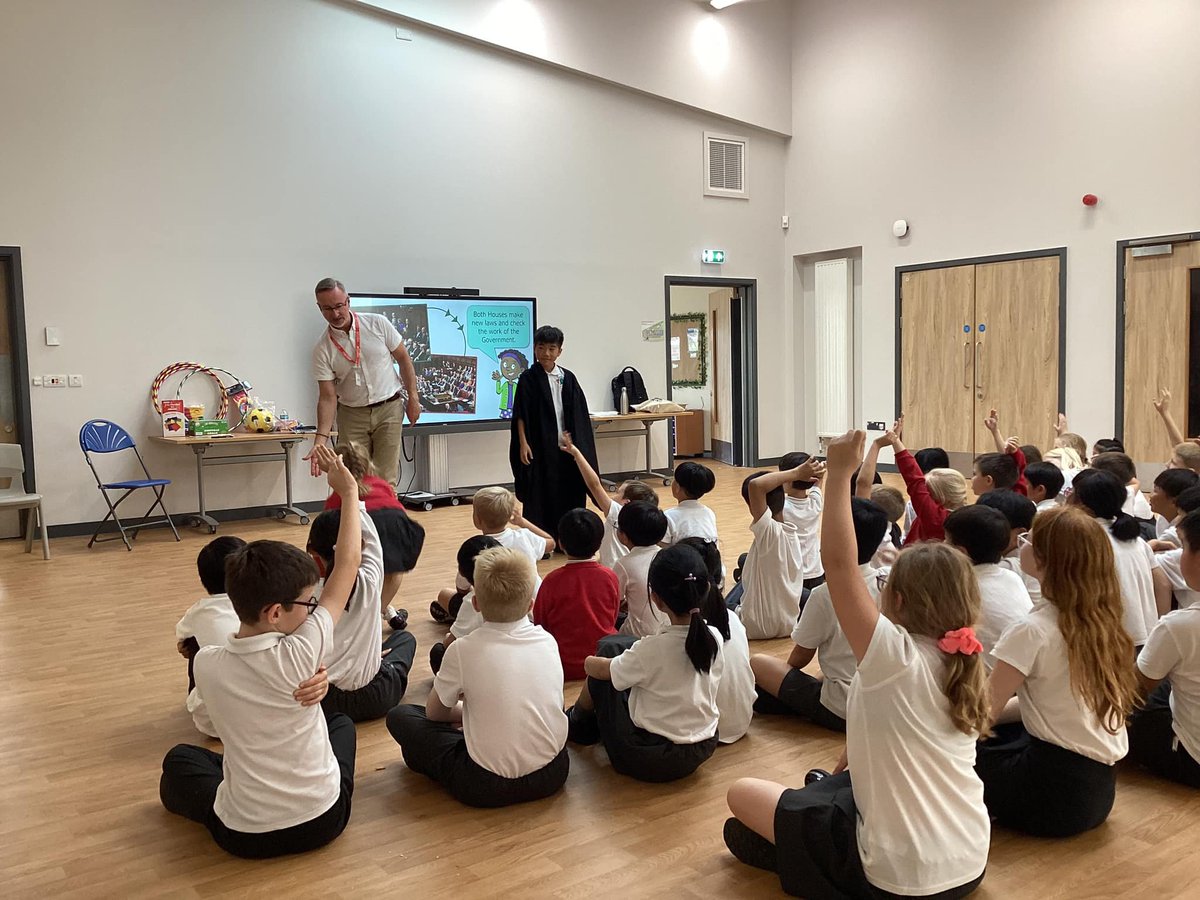 Thank you to Malcom who came in and delivered an assembly for Ks2 children regarding the UK Parliament.
<a href="/UKParlEducation/">UK Parliament Education</a> <a href="/BinghamPrimary/">Bingham Primary School</a> <a href="/CITacademies/">CIT Academies</a> #Parliament  #education