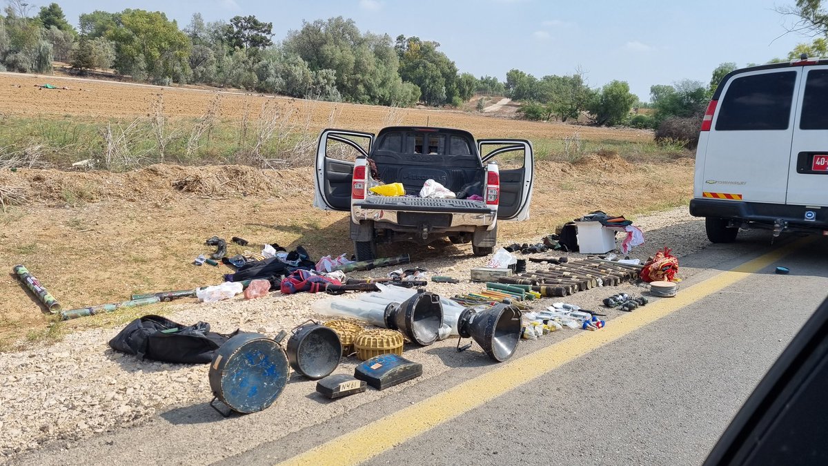 war_noir's tweet image. #Palestine / #Israel 🇵🇸🇮🇱: ISF released photos of captured weapons from Al-Qassam Brigades (#HAMAS) fighters.

A noteable F-7 HE-Frag rocket (made by #NorthKorea/#DPRK 🇰🇵), YM-2 anti-tank landmines (made by #Iran 🇮🇷), RPG-7 Launchers, PG-7V rockets, PG-7VR Tandem rockets, Chinese