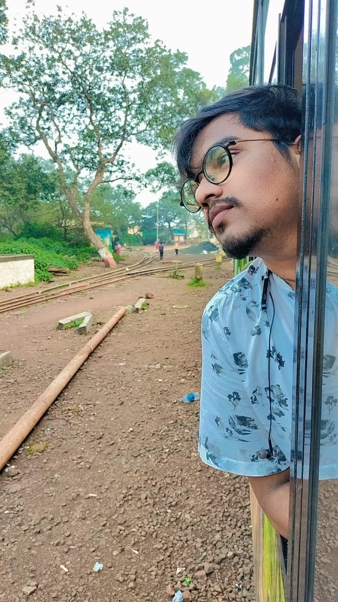 YBhagao's tweet photo. Kahani hai ye meri usln hasin wadiyon ki aur ..... un hasin nighahon ki 🫴😶‍🌫️❤️
.
.
.
.
#matheran #matherandiaries #matheranhills #matheranhillstation #matherantrip #neral #kalavatindurg #matherpoint #kalavantin #prabalgad #irshalgad #pebfort #mumbaitravellers #mumbaitravel https://t.co/ZR0nYamMmS