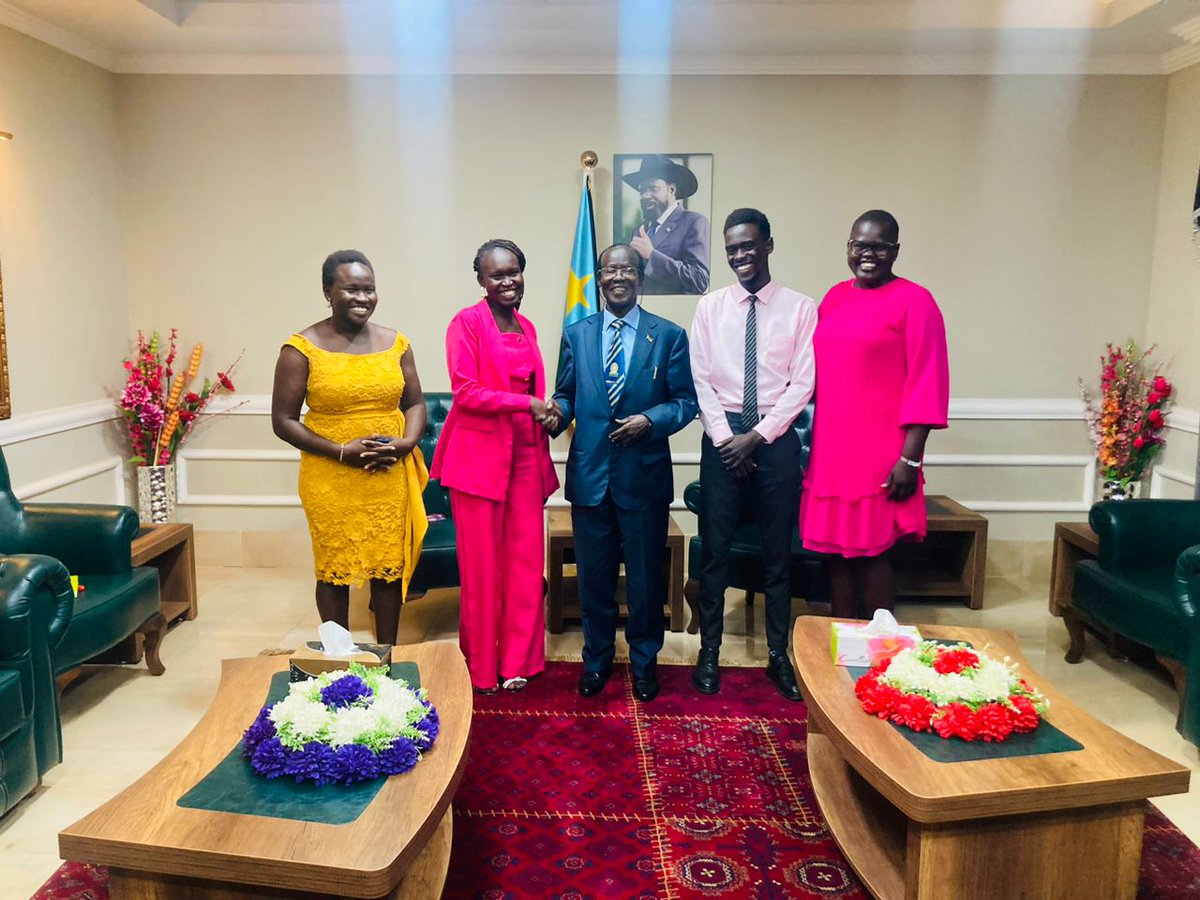 banat_power's tweet photo. Yesterday, we had a productive discussion with His Excellency Dr. James Wani Igga, the Vice President of South Sudan. During our meeting, we both expressed our goals of promoting the advancement of young girls and women in South Sudan.
#banatpower #SSOT https://t.co/ItF13f3qcr