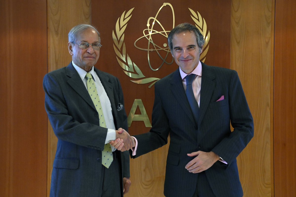 rafaelmgrossi's tweet photo. .@IAEAorg's collaboration with Pakistan spans from addressing climate change to enhancing cancer care via #RaysOfHope. Pleased to meet @CISS_Islamabad’s @NaqviAliSarwar at #Atoms4NetZero conference and invite 🇵🇰 to attend IAEA's Nuclear Energy Summit next year. https://t.co/KZrCCFbcxl