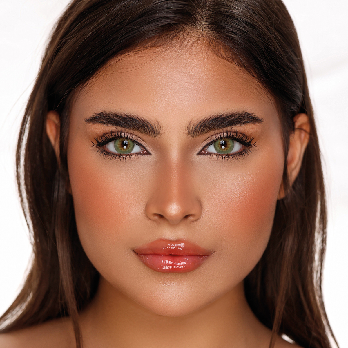 Elevate your look with Desio's natural, high-quality  lenses. 🌟 Try them today and save 12% with code TWITTER12. #DesioLenses #LuxuryEyes

🛍️🛍️desiolens.com/en/charming-gr…