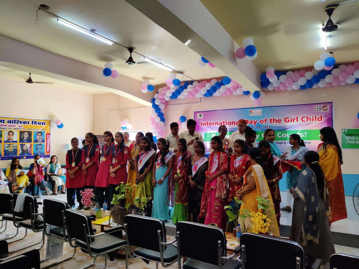 Girls_Count's tweet photo. More than 250 students and teachers of Central Public School, Chandmari, Saran, Bihar came together to commemorate the International Day of the Girl Child. The event aims to promote and enhance the value of the girl child. https://t.co/LTfuVsia2I