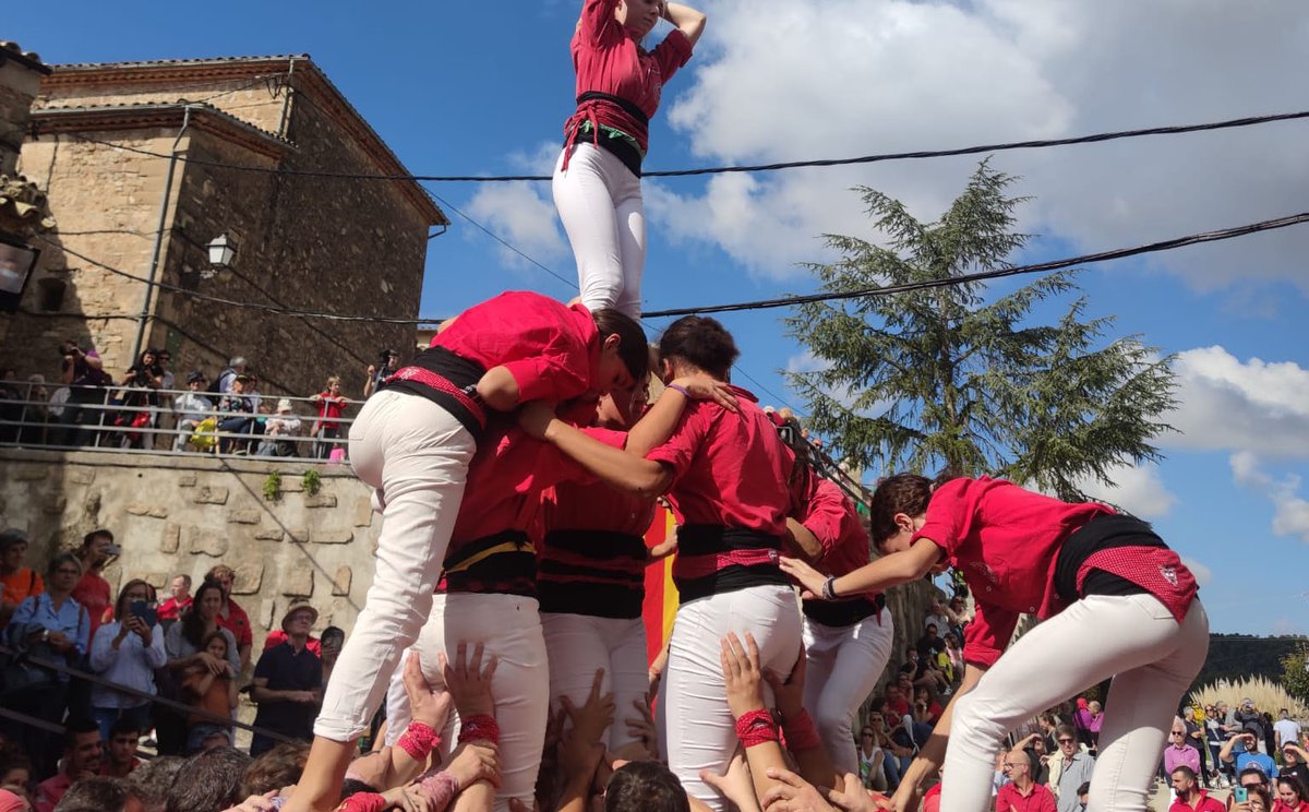 revistacastells's tweet photo. Propostes de festiu entre setmana.
▶️ Demà hi ha actuacions a Caldes de Montbui, Sant Feliu de Llobregat, Cornellà i Bellprat:
✍️ @dprats91 
👉 https://t.co/XIfLyproGc
#castellers #castells https://t.co/7g7SbO9opH