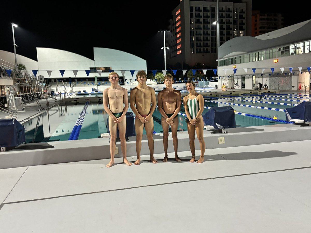 CoachFewell's tweet photo. Swimming Hall of Fame! https://t.co/9AEezO9jMi