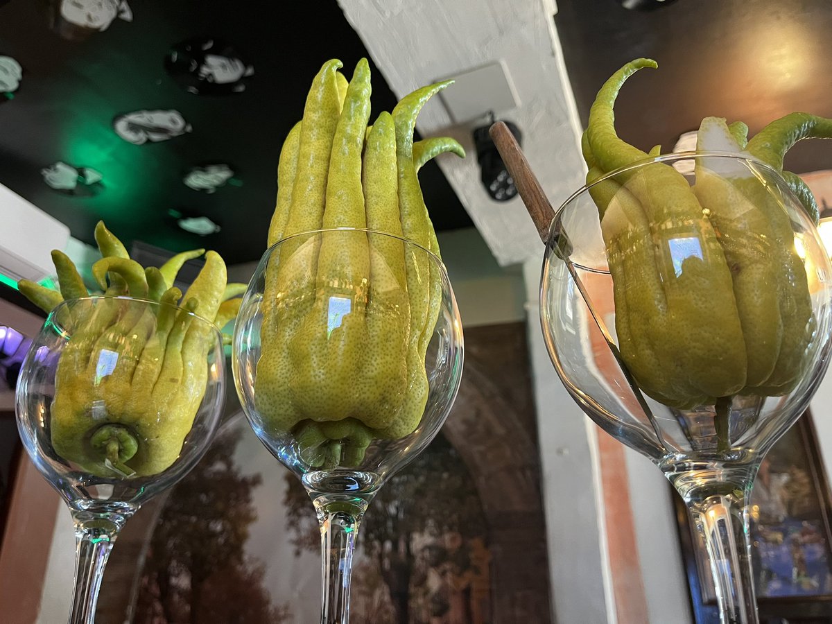 edad_deoro's tweet photo. Las copas con la mejor fruta ya sabes donde encontrarlas!!
Te esperamos en “LA PLAZA” https://t.co/nnuZb8oEMt