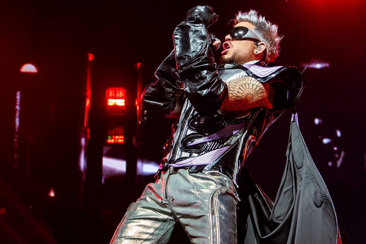 NightLY_91's tweet photo. HQ PRO PHOTOS @adamlambert + @QueenWillRock
Detroit #QAL #QALDetroit #AdamLambert
PART 1
DL:
https://t.co/tXR3C4QiIE
https://t.co/j67JspsQvK
https://t.co/RwRIQ0xcWY
https://t.co/VW5ZUfEFGI
Source:
https://t.co/JXwEw9szg9 https://t.co/cXwfQ3DuB7