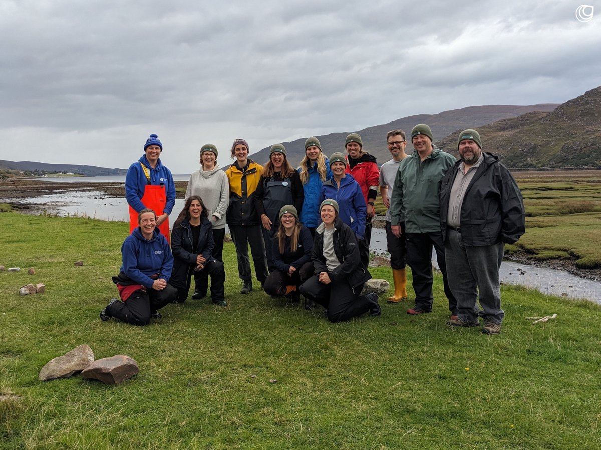 oysterrestore's tweet photo. We joined forces with the Marine Conservation Society for the "Restoration Forth" community project in Dundonnell. We cleaned oysters destined for the Firth of Forth with a fellow group of volunteers. Together, we're making a difference!

#OysterRestoration https://t.co/DcPgGykYvB