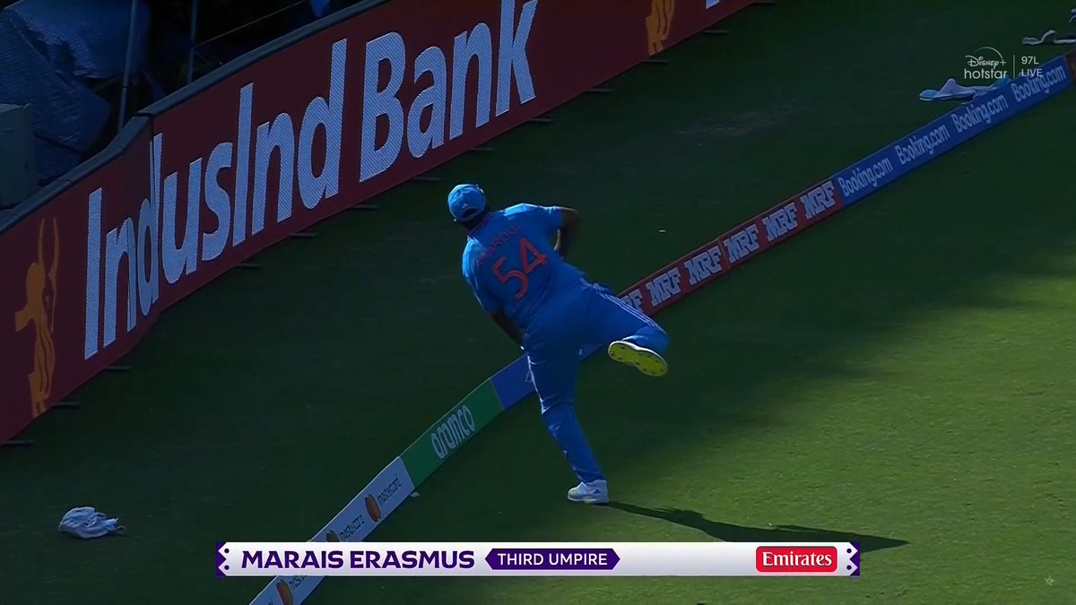 Cas Abbé tweet media