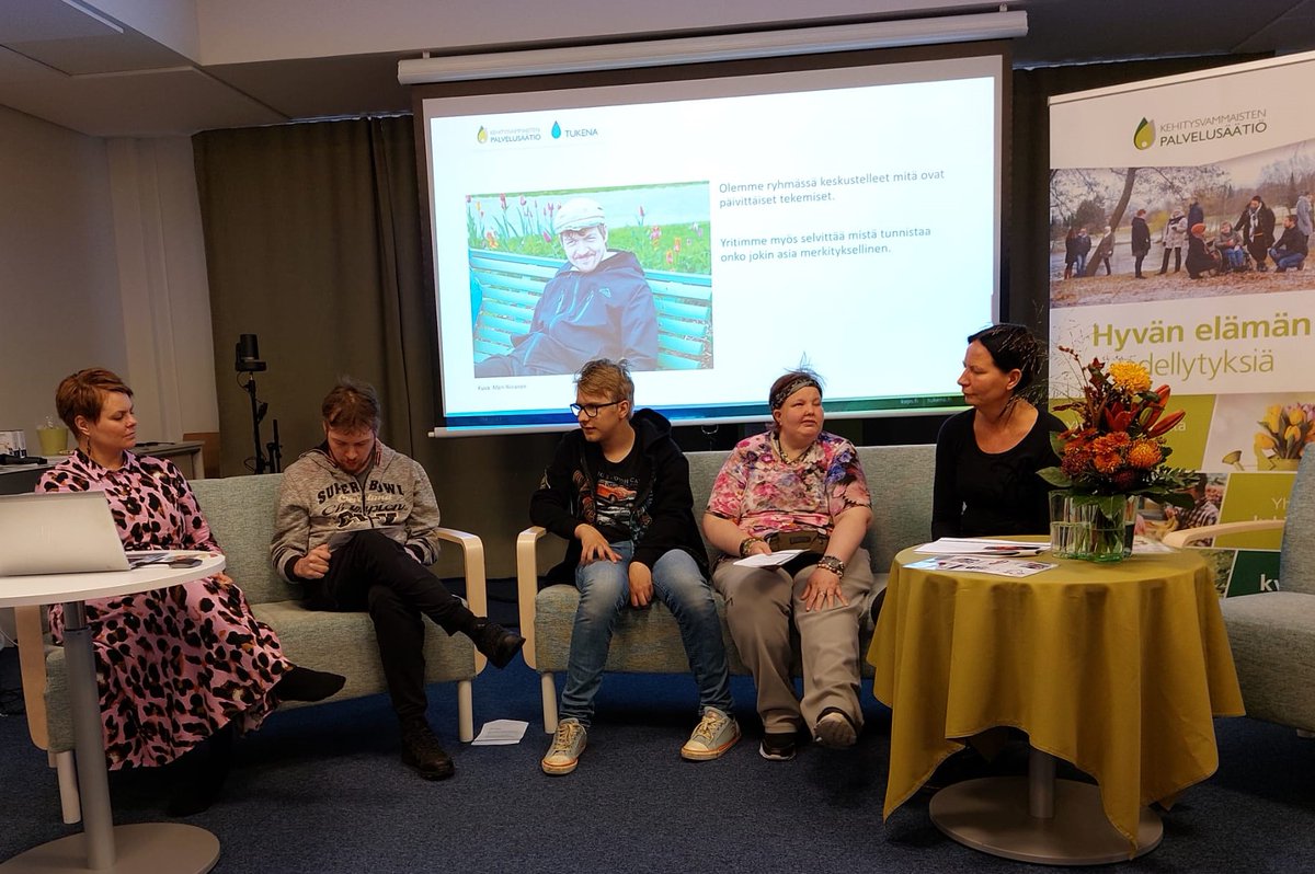 Kohti Omannäköistä osallisuutta-tapahtumassa Tampereella esiteltiin osallisuuden arvioinnin työväline, OMA-arviointi. Sitä kehittämässä mukana @kvpsfi osallisuuden kehittäjäryhmä, joka esiintyi myös tapahtumassa. #OmannäköinenOsallisuus #OsallisuudenKokemus #OsallisuudenArviointi